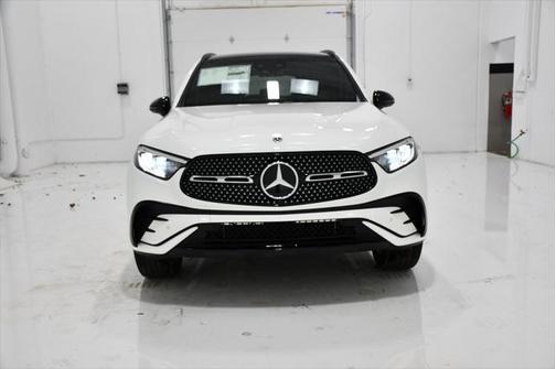 2025 Mercedes-Benz GLC 350e Base
