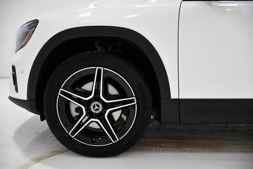 2026 Mercedes-Benz GLB 250 4MATIC