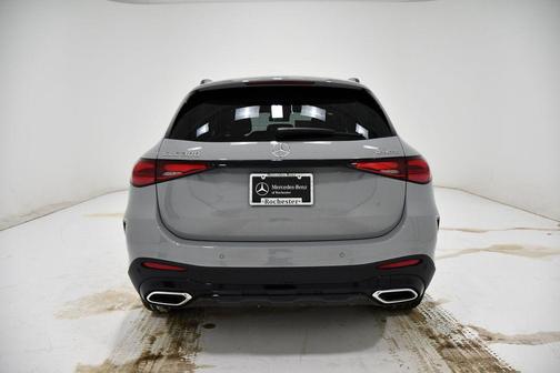 2026 Mercedes-Benz GLC 300 4MATIC