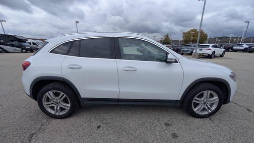 2021 Mercedes-Benz GLA 250 Base 4MATIC