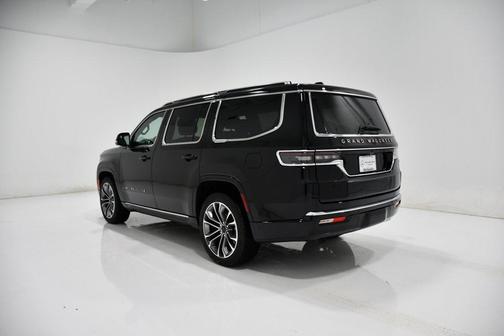 2025 Jeep Grand Wagoneer Series III 4x4