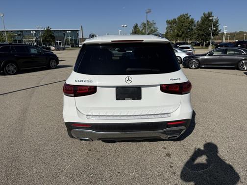2022 Mercedes-Benz GLB 250 4MATIC