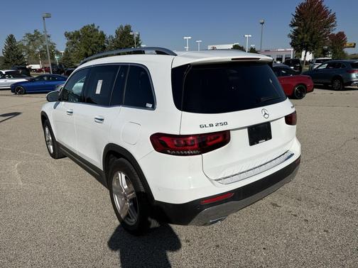 2022 Mercedes-Benz GLB 250 4MATIC