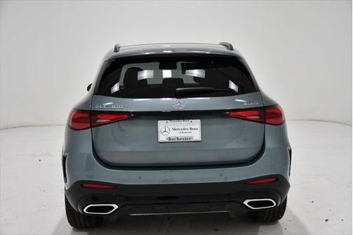 2025 Mercedes-Benz GLC 300 4MATIC