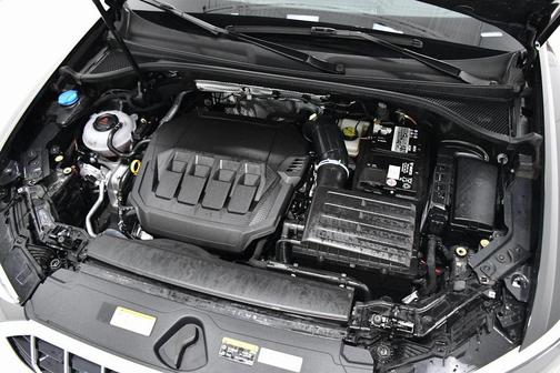 2022 Audi Q3 45 S line Premium