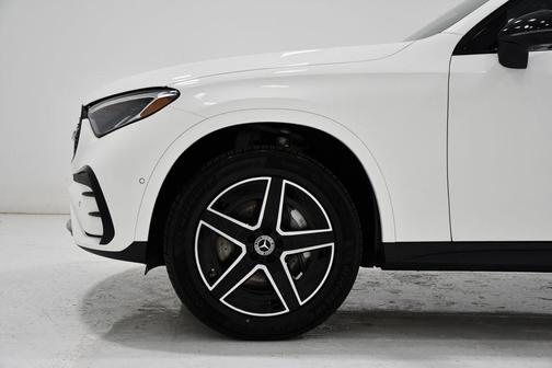 White 2026 Mercedes-Benz GLC 300 4MATIC