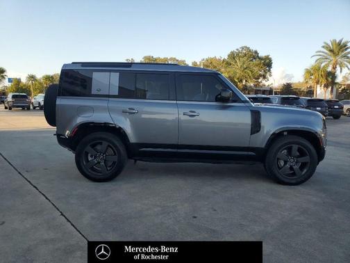 2023 Land Rover Defender 110 X-Dynamic SE