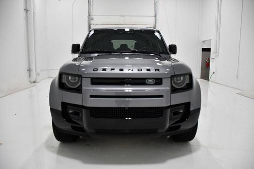 2023 Land Rover Defender 110 X-Dynamic SE