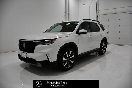Platinum White Pearl 2024 Honda Pilot Elite