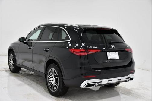 2025 Mercedes-Benz GLC 300 4MATIC
