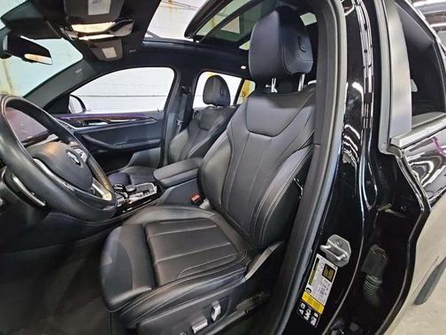 2023 BMW X4 xDrive30i