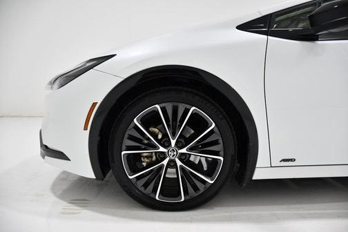 2024 Toyota Prius XLE