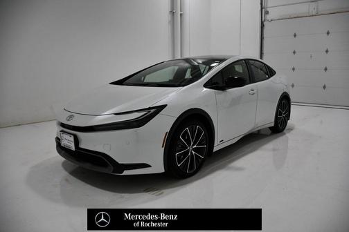 2024 Toyota Prius XLE