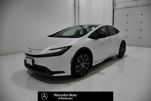 2024 Toyota Prius XLE