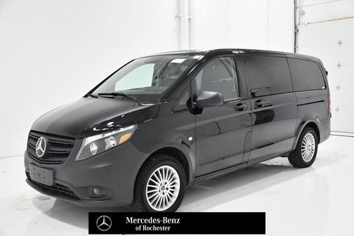 2023 Mercedes-Benz Metris Base