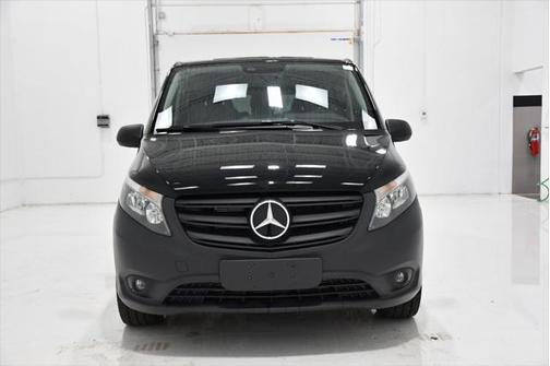 2023 Mercedes-Benz Metris Base