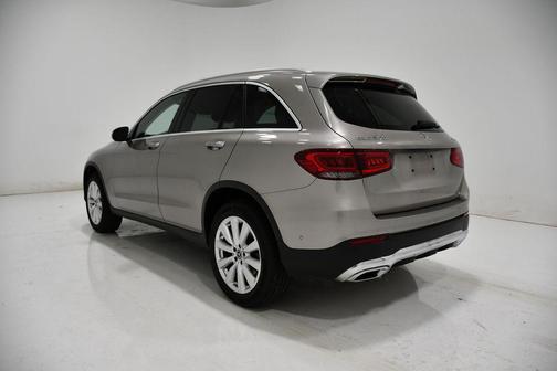 Mojave Silver Metallic 2021 Mercedes-Benz GLC 300 4MATIC