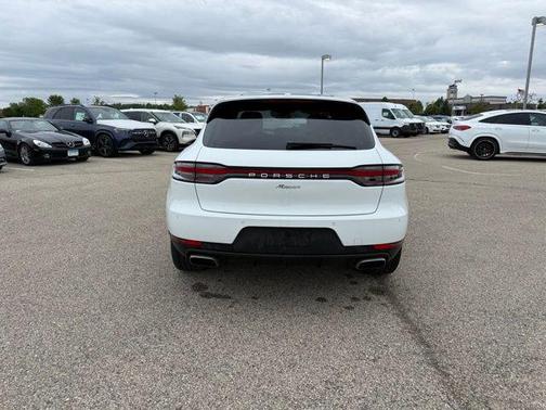White 2021 Porsche Macan Macan