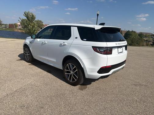 2024 Land Rover Discovery Sport Core S