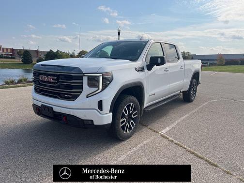 2022 GMC Sierra 1500 AT4