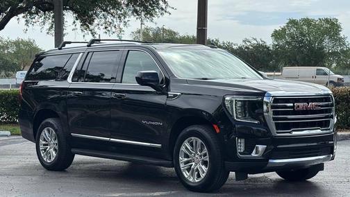 Onyx Black 2021 GMC Yukon XL SLT