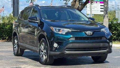 2018 Toyota RAV4 XLE