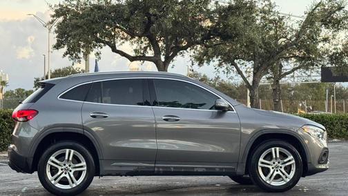 2021 Mercedes-Benz GLA 250 Base 4MATIC