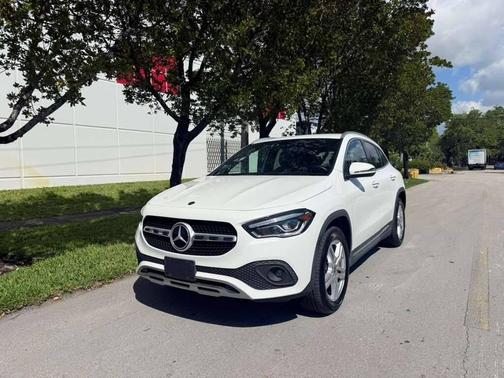 2021 Mercedes-Benz GLA 250 Base 4MATIC