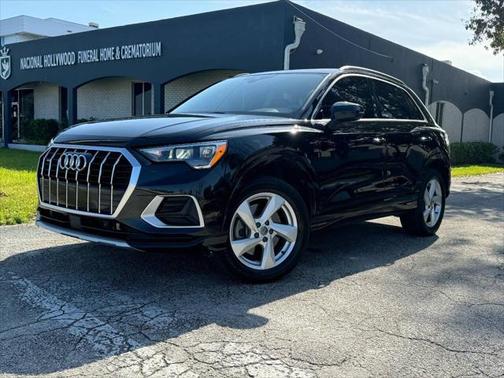 2020 Audi Q3 45 Premium