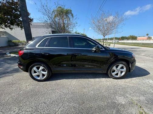 2020 Audi Q3 45 Premium