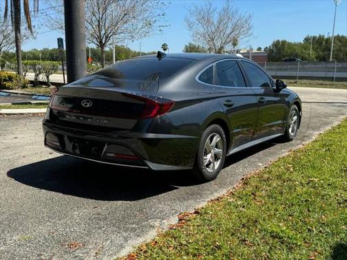 2020 Hyundai SONATA SE