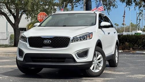 2017 Kia Sorento LX