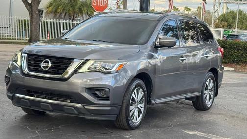 2018 Nissan Pathfinder S