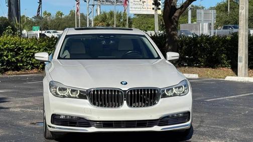 2017 BMW 740 740i 4dr Sedan
