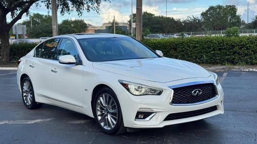 2018 INFINITI Q50 3.0t LUXE