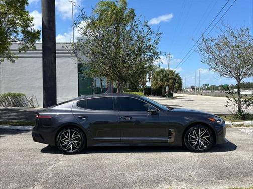 2022 Kia Stinger GT-Line
