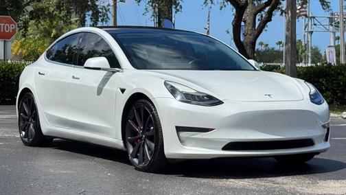 Pearl White Multi-Coat 2020 Tesla Model 3 Performance