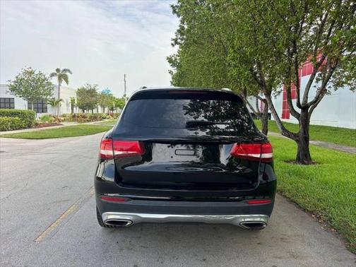 2018 Mercedes-Benz GLC 300 4MATIC