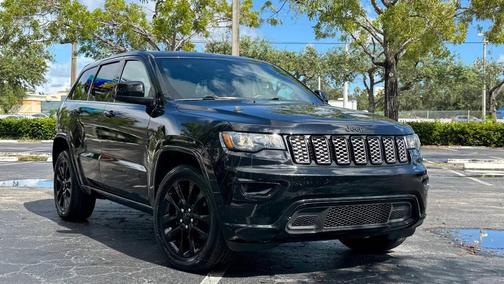 2018 Jeep Grand Cherokee Altitude