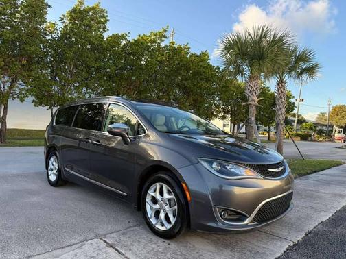 2020 Chrysler Pacifica Limited