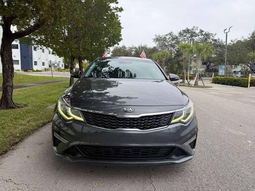 2020 Kia Optima LX
