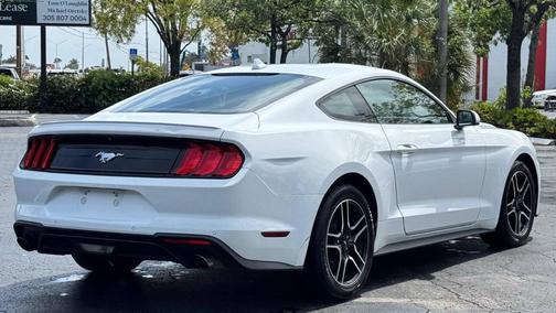 2022 Ford Mustang EcoBoost Premium