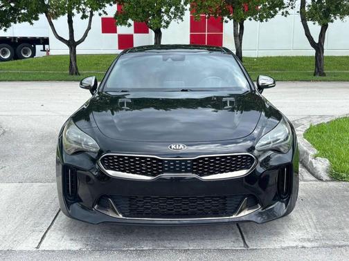 2020 Kia Stinger GT1