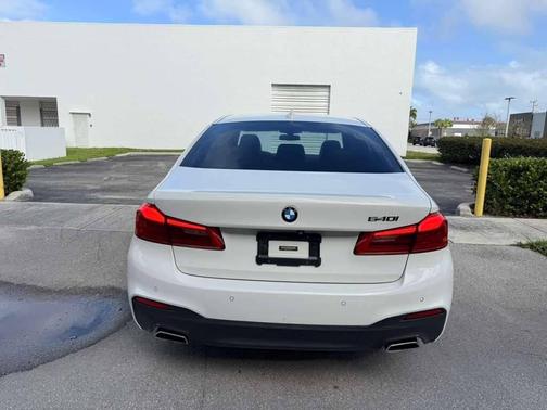 2018 BMW 540 540i 4dr Sedan