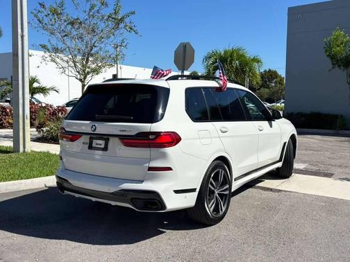 2021 BMW X7 xDrive40i