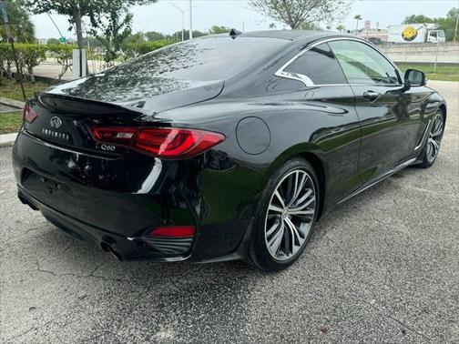 2018 INFINITI Q60 3.0T LUXE