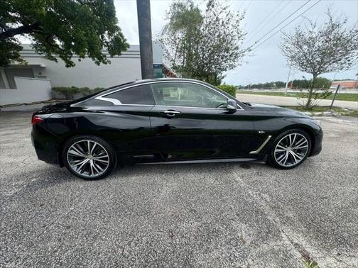 2018 INFINITI Q60 3.0T LUXE