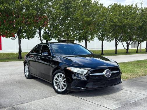 2019 Mercedes-Benz A-Class A 220 4dr Sedan