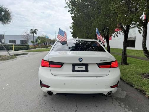 2019 BMW 330 330i 4dr Sedan