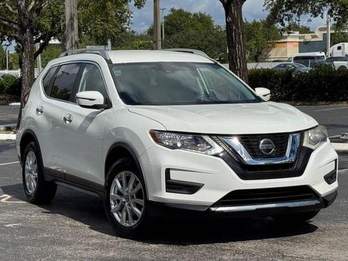 2020 Nissan Rogue SV
